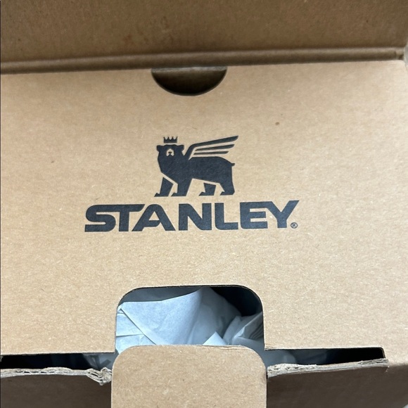 Stanley Lavender Kuromi Travel Mug with Cute Character Design - Picture 6 of 6